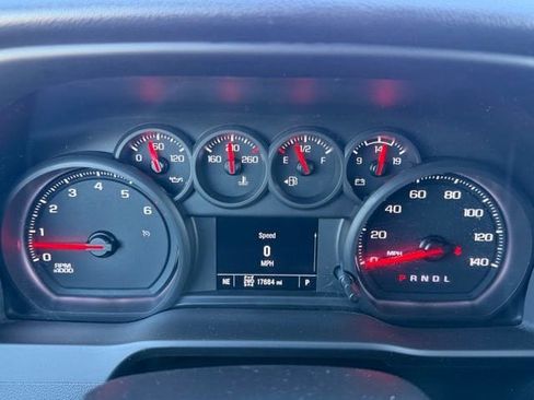 Used 2025 Chevrolet Silverado 2500 Custom w/ Custom Value Package image 17