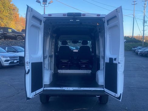 New 2025 RAM ProMaster 1500 w/ Premium Convenience Group image 24