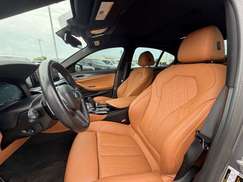 Used 2021 BMW 540i w/ M Sport Package RWD image 9