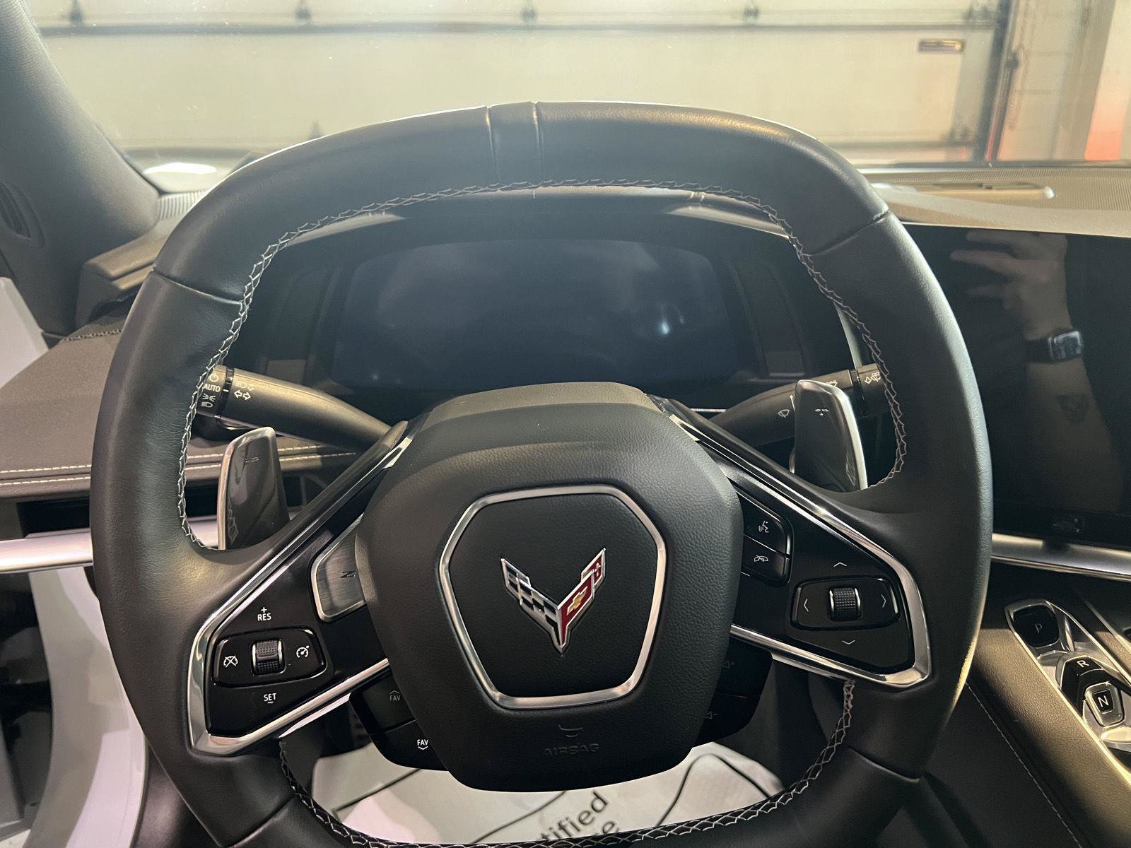 Used 2022 Chevrolet Corvette Stingray Coupe w/ Z51 Performance Package RWD image 17