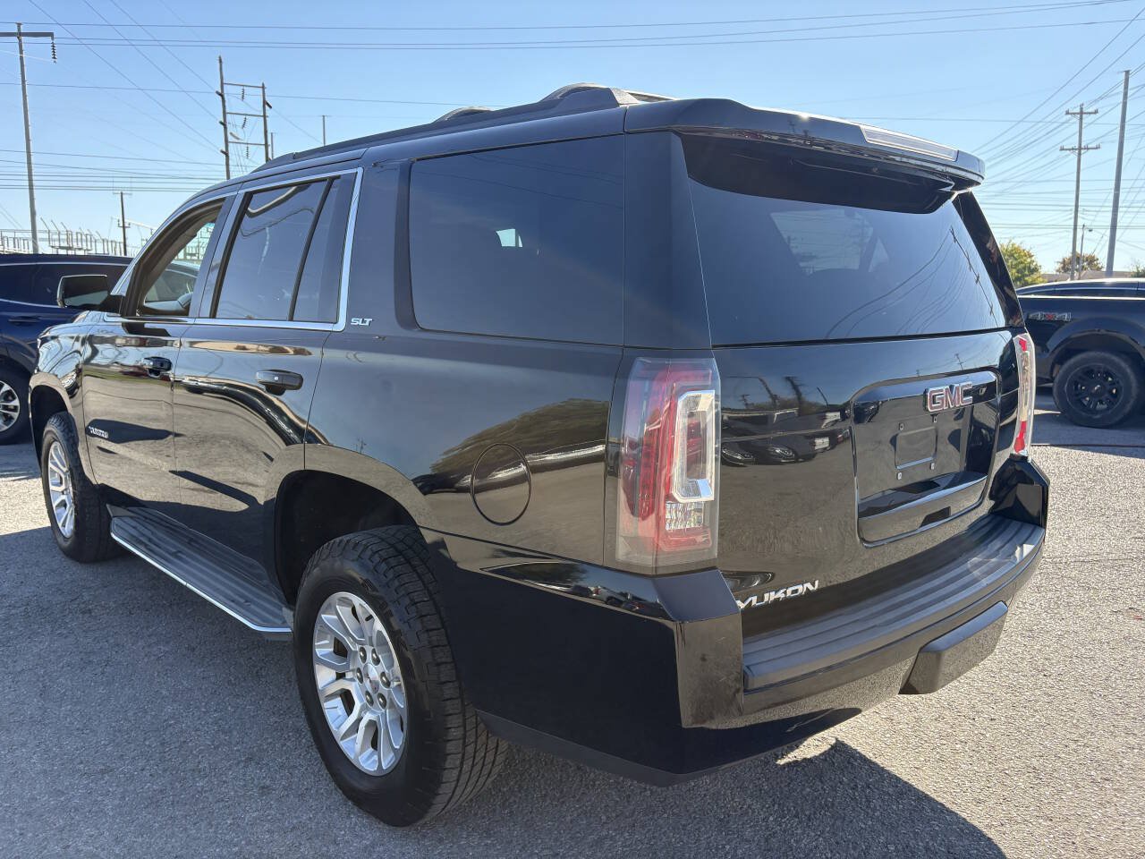 Used 2015 GMC Yukon SLT AWD/4WD image 12