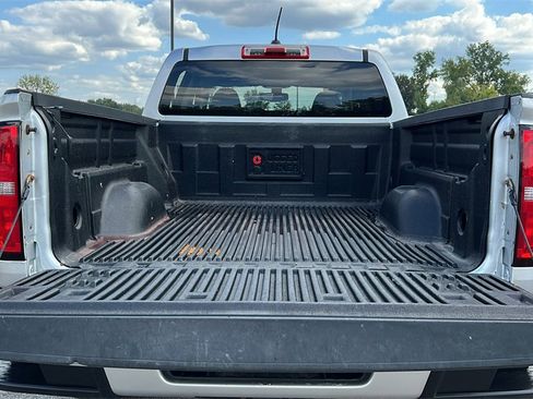 Used 2015 Chevrolet Colorado LT image 35