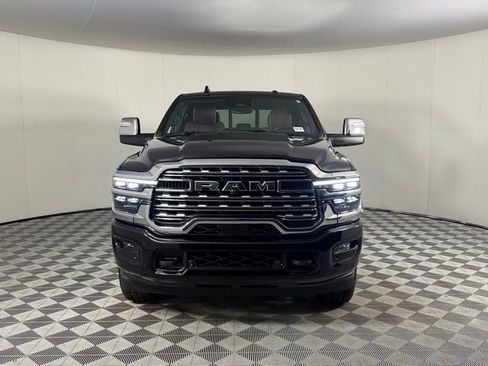 Used 2025 RAM 2500 Limited AWD/4WD image 5