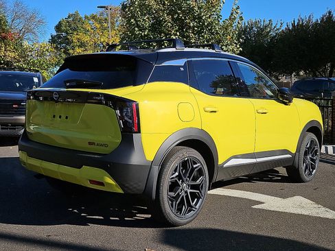 New 2026 Nissan Kicks SR w/ SR Premium Package image 6