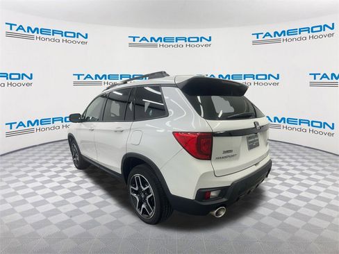 Used 2023 Honda Passport Elite image 3