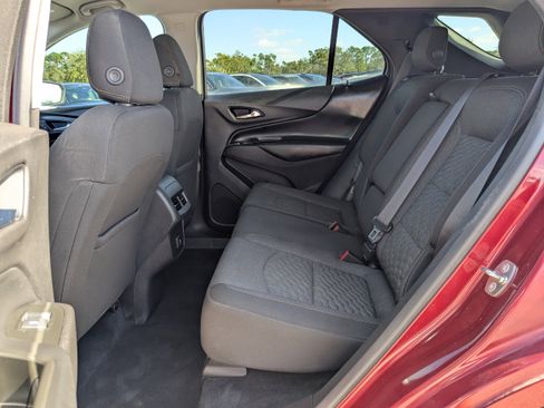Used 2019 Chevrolet Equinox LT image 16