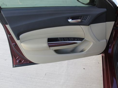 Used 2015 Acura TLX image 21