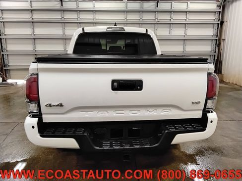 Used 2023 Toyota Tacoma Limited image 8
