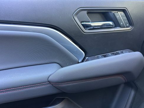 New 2025 Chevrolet Colorado Z71 w/ Midnight Edition image 11