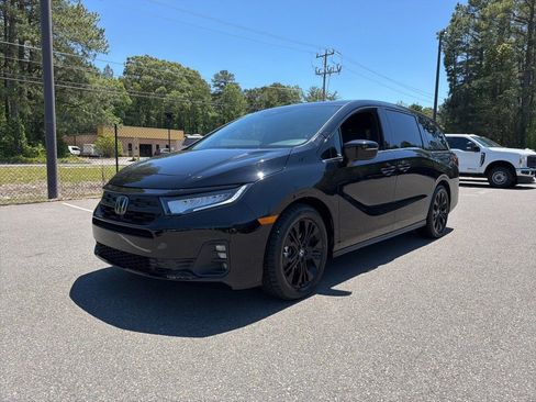 Used 2025 Honda Odyssey Sport-L image 3