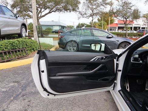 Used 2023 BMW 430i xDrive Convertible w/ M Sport Package image 22