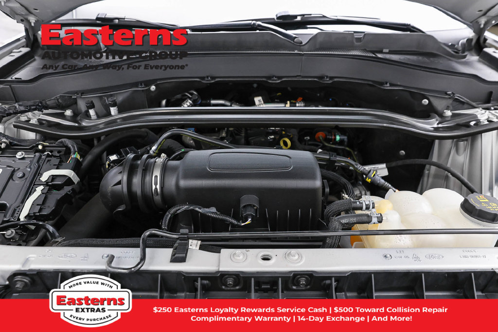 Used 2023 Ford Explorer Limited AWD/4WD image 8