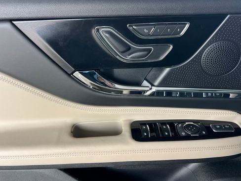 New 2025 Lincoln Corsair Grand Touring w/ Equipment Group 301A image 9