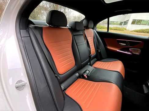 Certified 2023 Mercedes-Benz C 43 AMG 4MATIC Sedan image 27