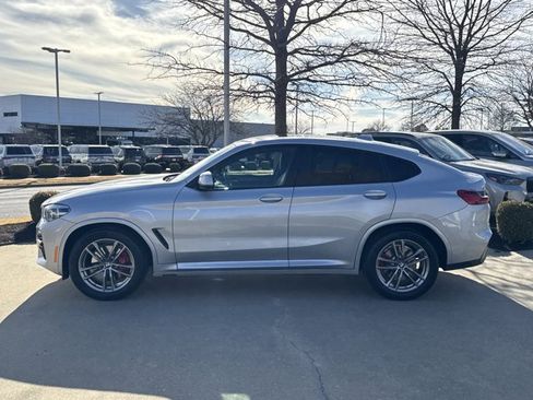 Used 2021 BMW X4 M40i w/ Premium Package image 2