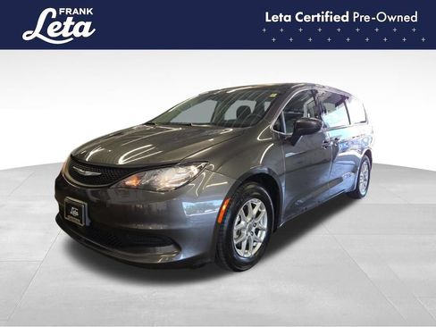 Used 2023 Chrysler Voyager LX FWD image 1