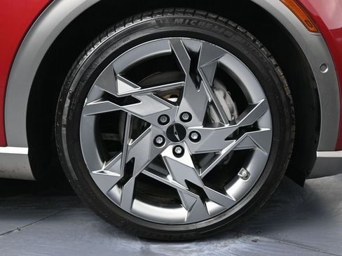 Used 2023 Genesis GV60 Performance image 14