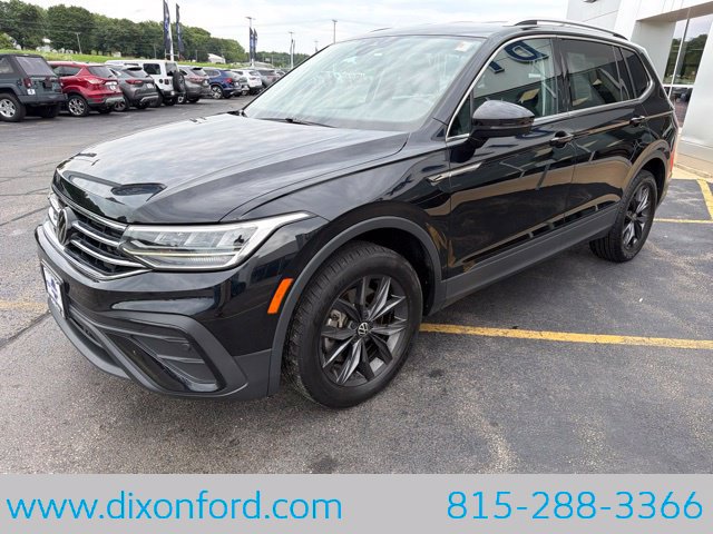 Used 2022 Volkswagen Tiguan SE AWD/4WD image 3