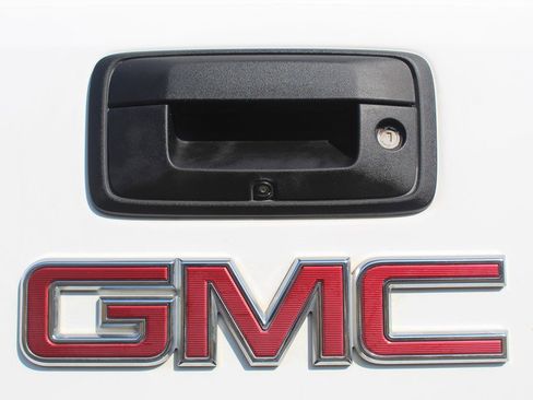 Used 2018 GMC Sierra 1500 SLT w/ SLT Premium Package image 9