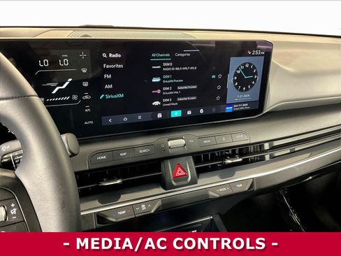 Used 2025 Kia K4 EX FWD image 15