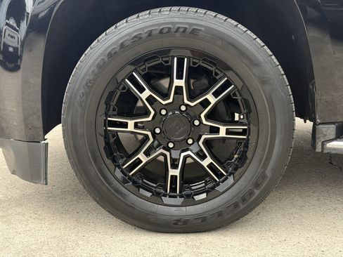 Used 2019 GMC Yukon SLT RWD image 11