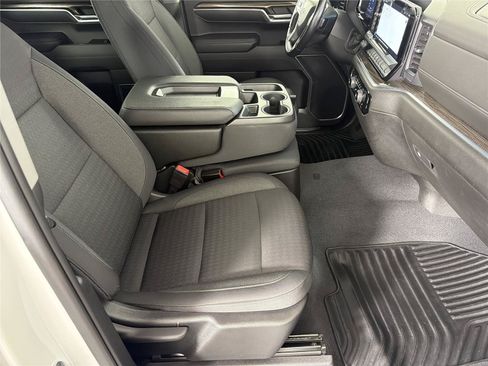 Used 2022 Chevrolet Silverado 1500 RST AWD/4WD image 11