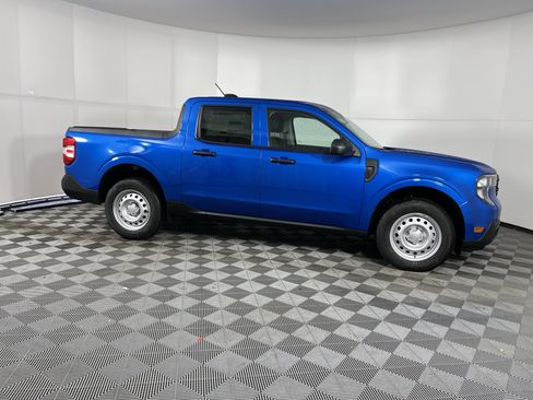 New 2026 Ford Maverick XL image 6