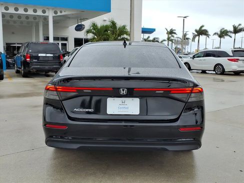 Used 2023 Honda Accord EX image 14