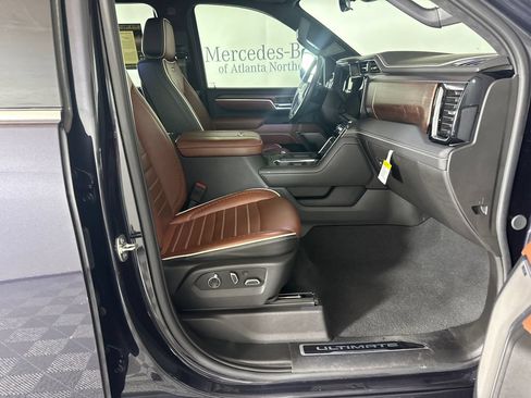 Used 2025 GMC Sierra 2500 Denali Ultimate AWD/4WD image 13