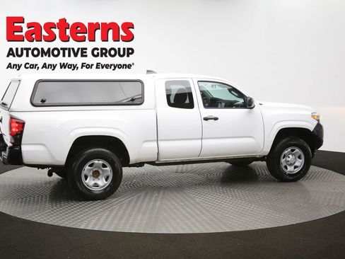 Used 2020 Toyota Tacoma SR image 41