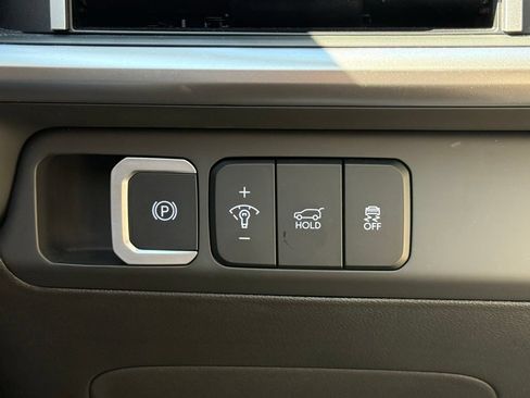 Used 2025 Hyundai Santa Fe SEL AWD/4WD image 13