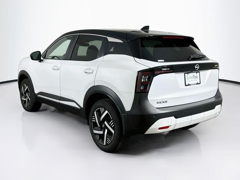 Used 2025 Nissan Kicks SV FWD image 5