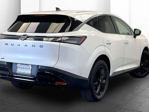 Certified 2025 Nissan Murano SV image 12