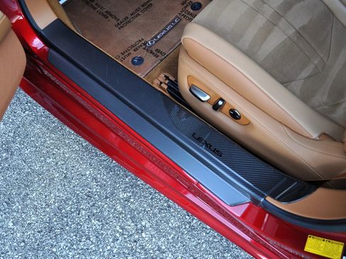 Used 2018 Lexus LC 500 Coupe w/ Performance Package image 36