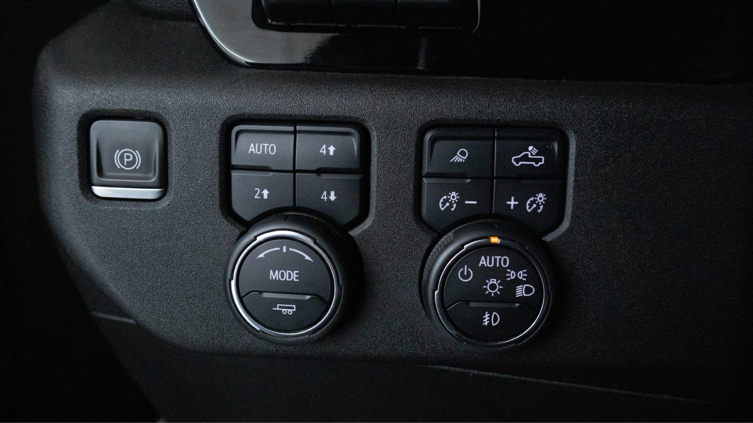 Used 2024 Chevrolet Silverado 2500 High Country w/ Technology Package AWD/4WD image 22