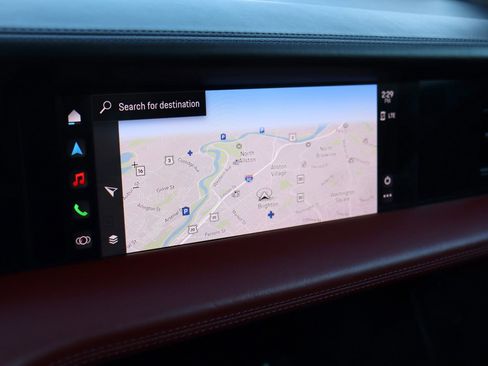 Used 2023 Porsche Taycan image 39