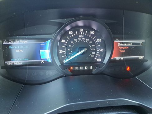 Used 2019 Ford Edge Titanium w/ Equipment Group 301A image 30