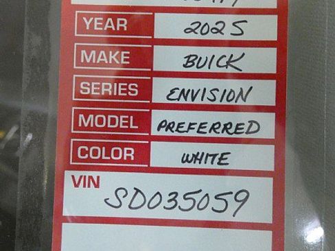 Used 2025 Buick Envision Preferred image 25