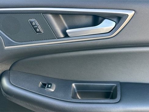 Used 2023 Ford Edge SEL image 20