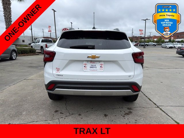 Used 2025 Chevrolet Trax LT FWD image 6