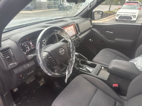 Used 2023 Nissan Frontier SV w/ Midnight Edition Package AWD/4WD image 11