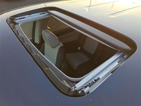 New 2026 Honda Odyssey Elite image 2