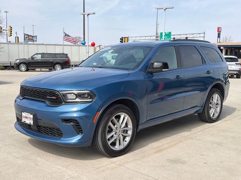 Used 2025 Dodge Durango GT image 4