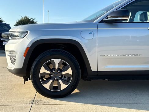 Used 2022 Jeep Grand Cherokee Limited 4xe AWD/4WD image 5