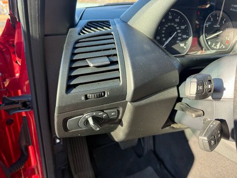 Used 2011 BMW 128i Convertible RWD image 11