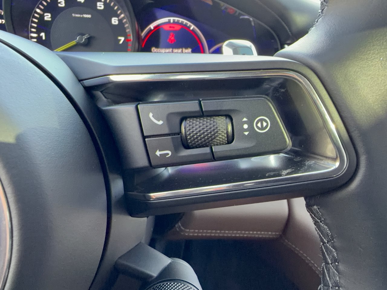 Certified 2023 Porsche Panamera 4S AWD/4WD image 19