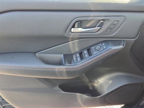 New 2026 Nissan Rogue SV image 27