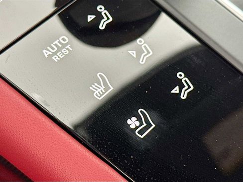 New 2025 Porsche Macan S image 21