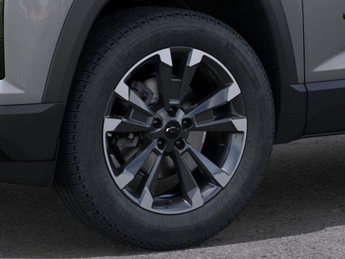 New 2026 Chevrolet Equinox RS w/ LPO, Floor Liner Package image 9
