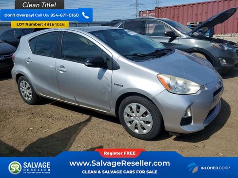 Used 2013 Toyota Prius C Two FWD image 5